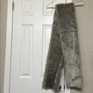 Gray Faux Fur Scarf